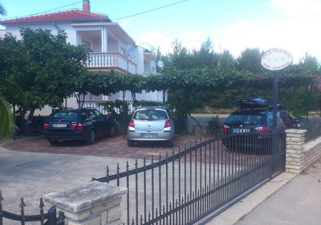 וודיצה Apartments Tonimir מראה חיצוני תמונה