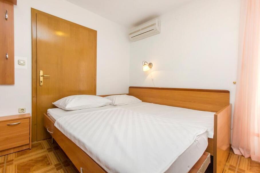 וודיצה Apartments Tonimir מראה חיצוני תמונה