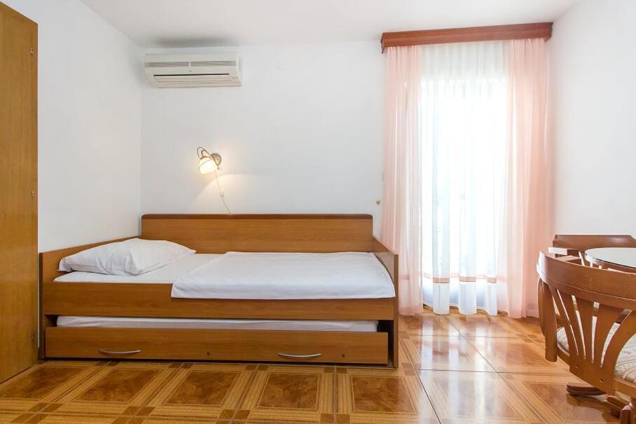 וודיצה Apartments Tonimir מראה חיצוני תמונה