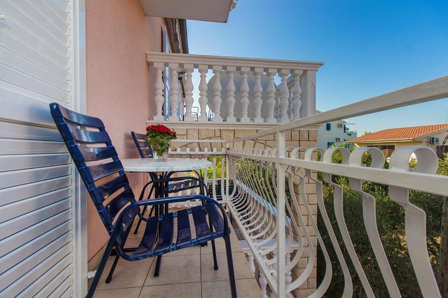 וודיצה Apartments Tonimir מראה חיצוני תמונה