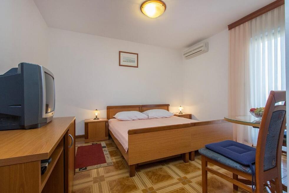 וודיצה Apartments Tonimir מראה חיצוני תמונה