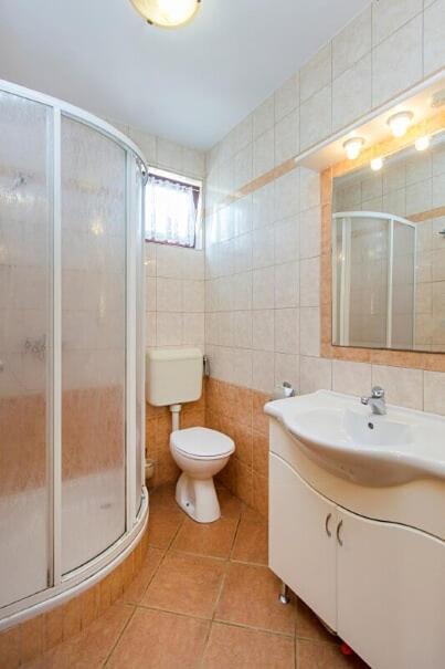 וודיצה Apartments Tonimir מראה חיצוני תמונה