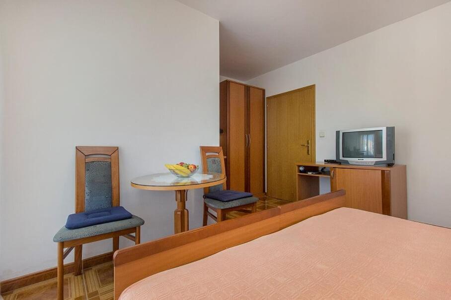 וודיצה Apartments Tonimir מראה חיצוני תמונה